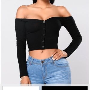 Talk that talk off the shoulder top in black